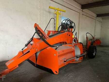 Niveleuse 2022 Agrotécnica V5000CCM-DC (2)