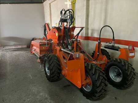 Niveleuse 2022 Agrotécnica V5000CCM-DC (6)