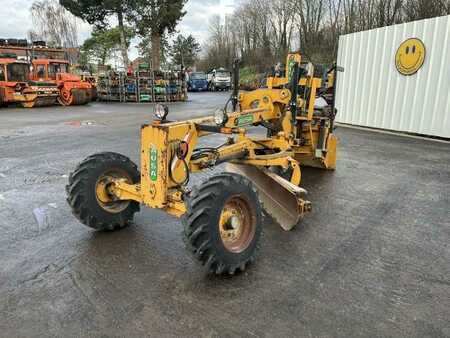 Grader 1992 Ausa OP NV2500 (2)