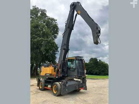 Overslagmachines 2019 Volvo EW240EMH (10)
