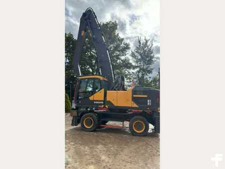 Overslagmachines 2019 Volvo EW240EMH (31)