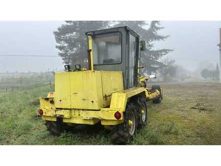 Grader 1992 O-K F106A (10)