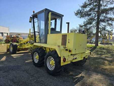 Grader 1992 O-K F106A (4)