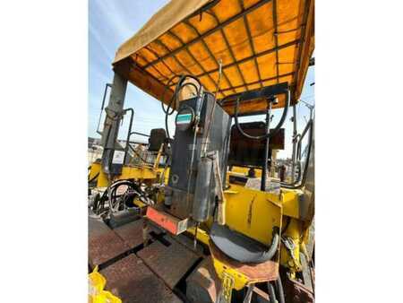Slipform pavers 1991 Titan 311S (25)