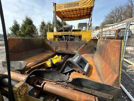 Slipform pavers 1991 Titan 311S (49)