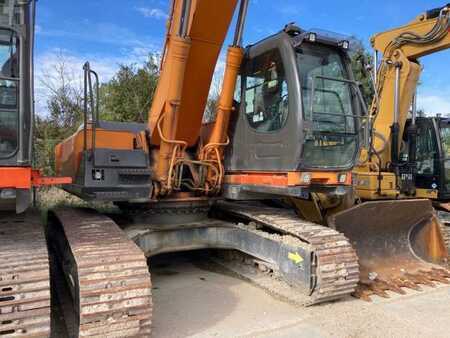 Escavadora de rastos 2003 Hitachi CAMELEON ZX330LC (2)