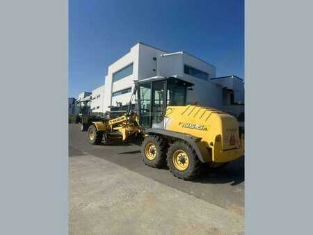 Grader 2007 New Holland Construction F106.6A 6X6 MACHINE SUISSE (6)