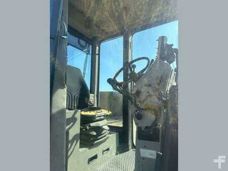 Grader 2007 New Holland Construction F106.6A 6X6 MACHINE SUISSE (8)
