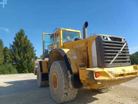 Kolové nakladače 2004 Volvo L150E (7)