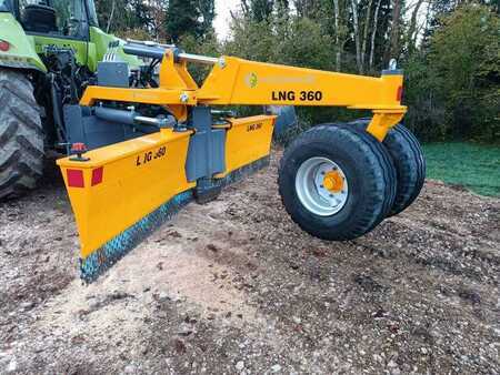 Grader 2023 [div] LNG 360 (1)