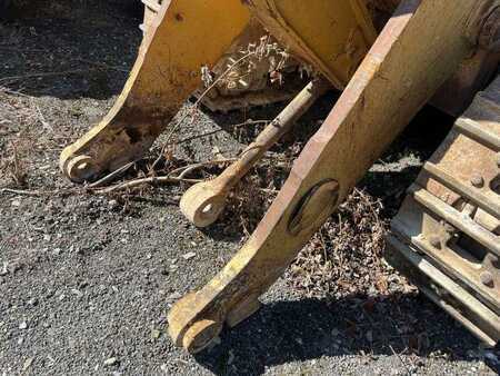 Chargeuse sur chenilles 2002 Caterpillar 963C - POUR PIECES (32)