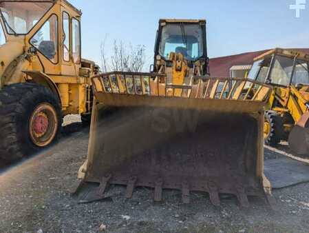 Chargeuse sur chenilles 2002 Caterpillar 963C - POUR PIECES (7)