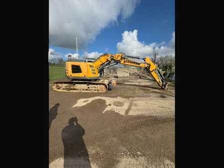 Korečková rýpadla 2018 Liebherr R926 COMPACT (3)