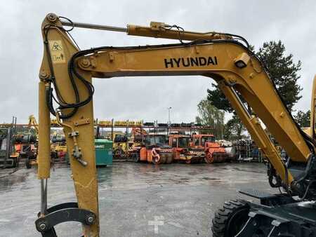 Mobilní bagry 2013 Hyundai ROBEX 55W-9 / R55W-9 (21)