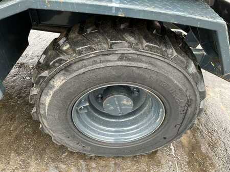 Mobilní bagry 2013 Hyundai ROBEX 55W-9 / R55W-9 (26)