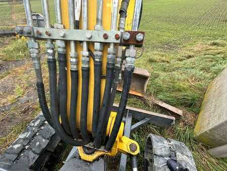 Mini Escavatori 2012 New Holland Construction E50B SR (12)