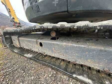 Mini Escavatori 2012 New Holland Construction E50B SR (16)