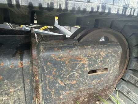 Mini Escavatori 2012 New Holland Construction E50B SR (21)