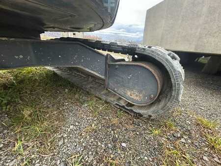 Mini Escavatori 2012 New Holland Construction E50B SR (27)