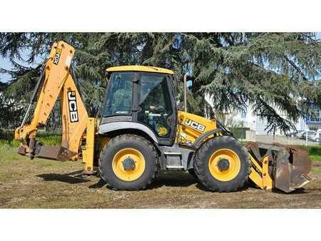 Ostatní 2011 JCB 4CXAEC (3)