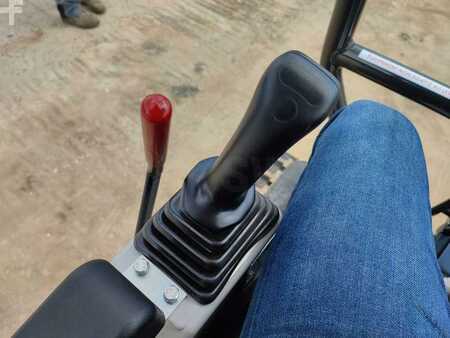 Minibagger 2022 KATO VXE HD 17 (42)