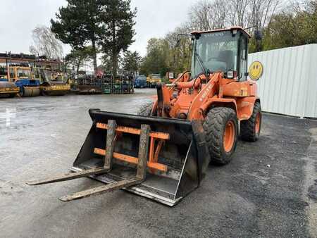 Pyöräkuormaajat 2014 Volvo L30G (2)
