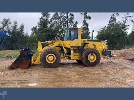 Kolové nakladače 2000 Komatsu WA470-3A (3)
