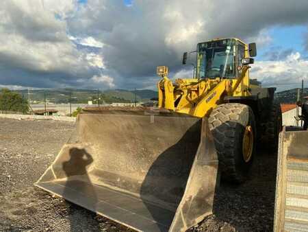 Kolové nakladače 2000 Komatsu WA470-3A (8)