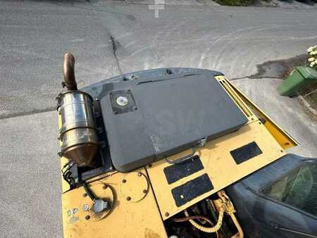Bæltegraver 2000 Komatsu PC180LC-6K MACHINE SUISSE (40)