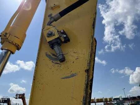 Telakaivinkoneet  2007 New Holland Construction E215B (17)