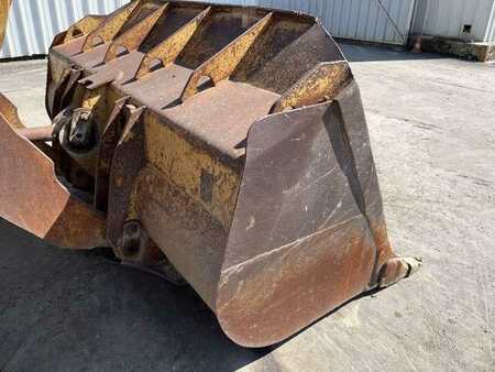 Pyöräkuormaajat 1983 Caterpillar 950B (14)