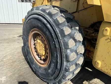 Pyöräkuormaajat 1983 Caterpillar 950B (17)