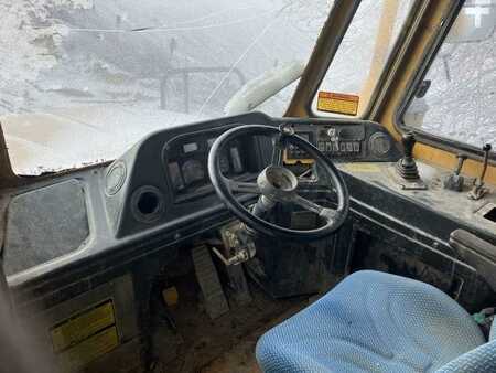 Zalomené klouby-dampry  1999 Bell B30C 6X6 (5)