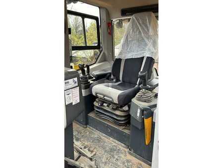 Bulldozer 2022 Dressta TD-15M SERIES2 (9)