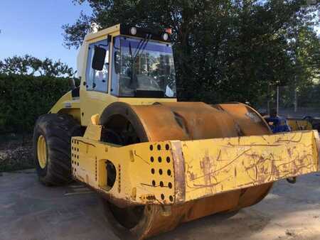 Sheepsfoot rollers 2011 BOMAG BW 226 DI-4 BVC (4)