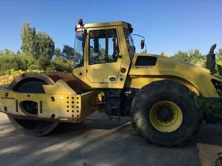 Sheepsfoot rollers 2011 BOMAG BW 226 DI-4 BVC (6)