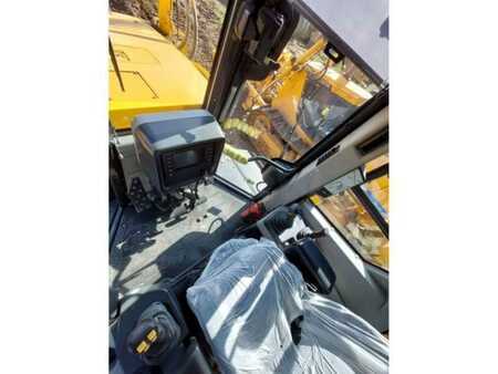 Bulldozer 2022 Dressta TD-15M SERIES2 (11)