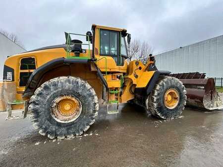 Kolové nakladače 2018 Volvo L220H (11)