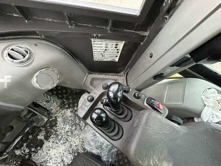 Kolové nakladače 2018 Volvo L220H (27)
