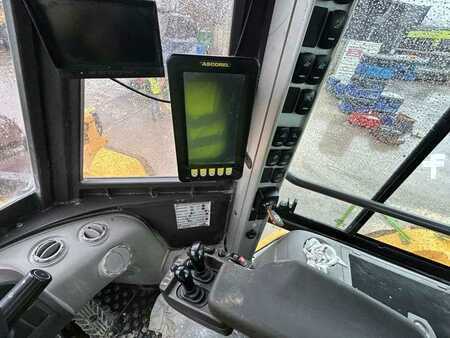 Kolové nakladače 2018 Volvo L220H (31)