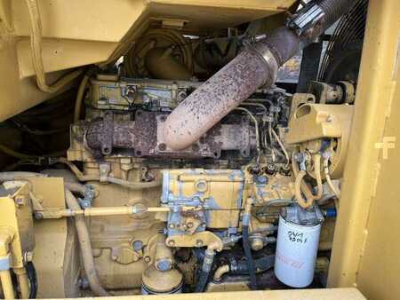 Pale Cingolate 1988 Caterpillar 943 (32)
