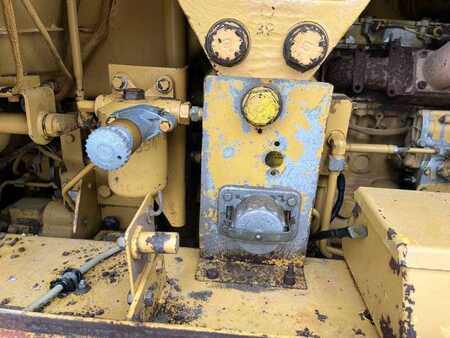 Pale Cingolate 1988 Caterpillar 943 (33)