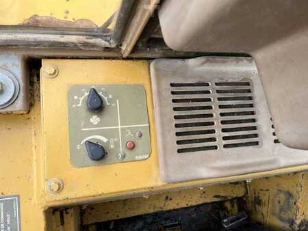 Pale Cingolate 1988 Caterpillar 943 (47)