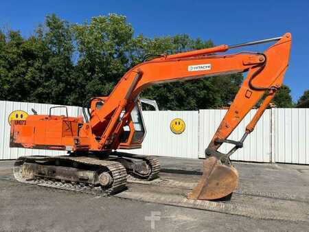 Bæltegraver 1987 Hitachi UH073 (1)