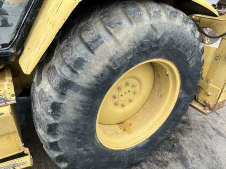 Ostatní 1998 Caterpillar 428C (20)