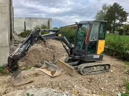 Minikaivinkoneet 2019 Volvo ECR25D (1)