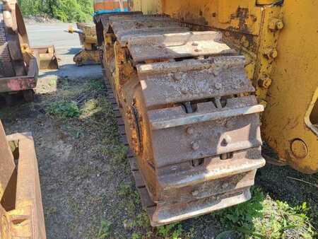 Telaketjupuskutraktorit 1975 Caterpillar D8K + Porte Engins (21)