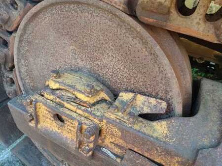 Telaketjupuskutraktorit 1975 Caterpillar D8K + Porte Engins (23)