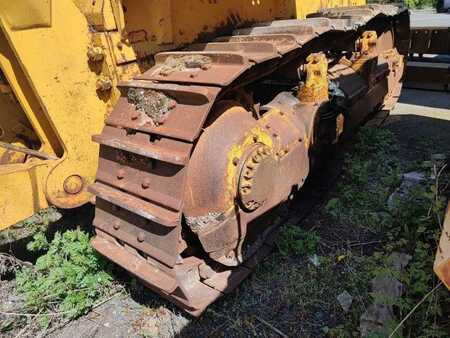 Telaketjupuskutraktorit 1975 Caterpillar D8K + Porte Engins (27)
