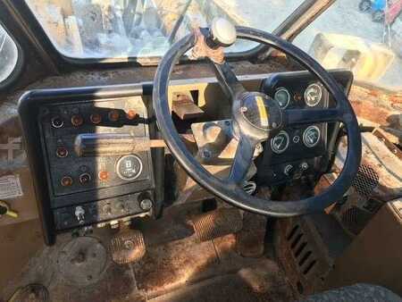 Carregadeira de rodas 1978 Caterpillar 988B (14)